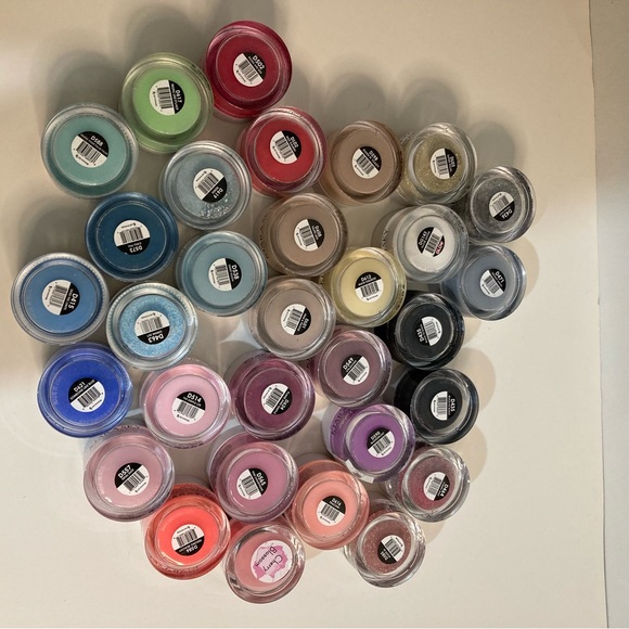 Kiara Sky 30 Jars Dip Powders & 1 Peppi Dip Powder Bundle - Picture 10 of 11